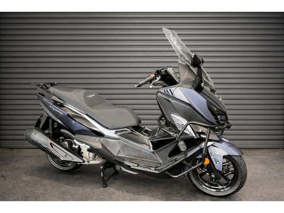 DAFRA CRUISYM 300 